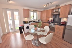 Kitchen- click for photo gallery
